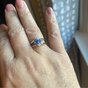 14k Tanzanite and Diamond ring